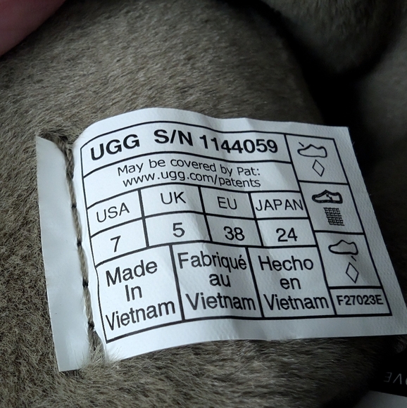 UGG Classic Brellah Mini Boots- Size:7 - Picture 5 of 5